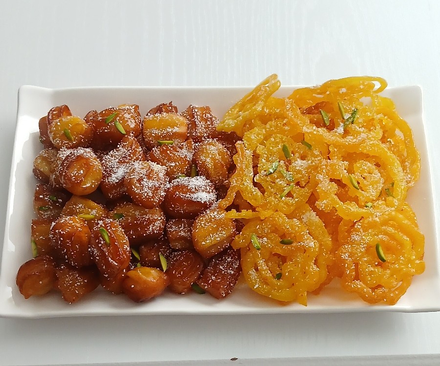 بامیه و زولبیا 