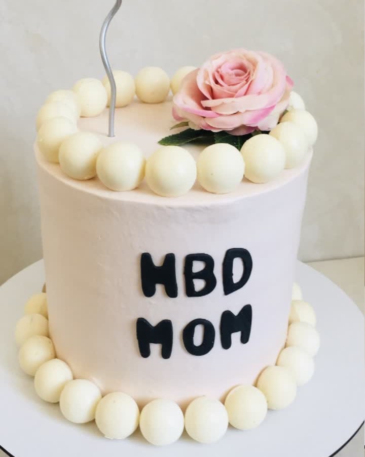 دیزاین کیک زنانه 