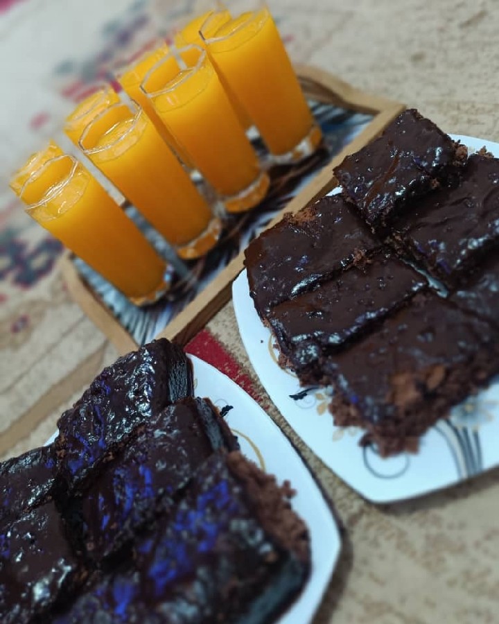 کیک شکلاتی خیس