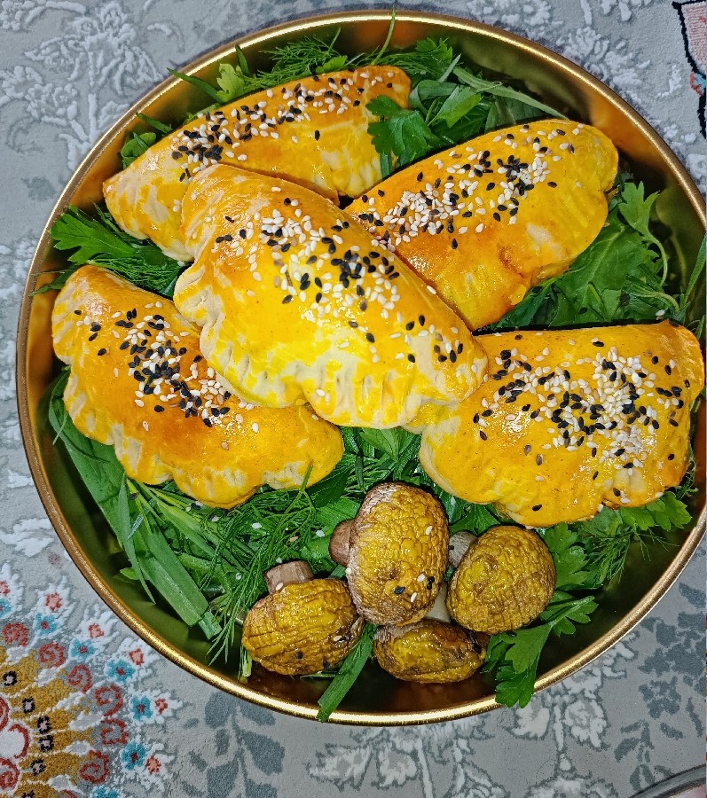 پیراشکی مرغ ? ?️ ??‍?