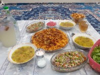 مچبوس مرغ باسوپ هویج ولگیمات وحلوای کنجد وچای بعدازافطار