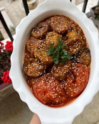 گوجه بادمجان