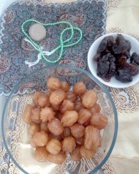 بامیه و خرما و حلوا