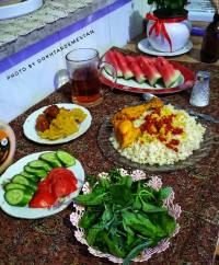 سفره سحری روز دهم زرشک پلو با مرغ