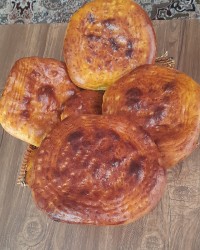 فطیر محلی برای افطار