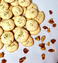 شیرینی پفکی گردویی دستور در کپشن