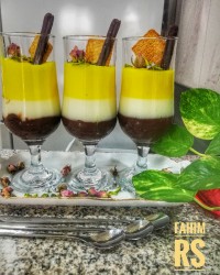 پودینگ سه رنگ