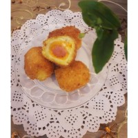 رول سوسیس و پنیر سوخاری