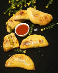 پیراشکی مرغ وپیازچه