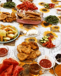 افطاری خونه دایی جون