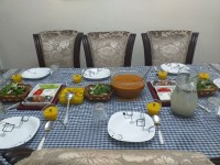 افطاری میزبان خانواده همسرم بودیم