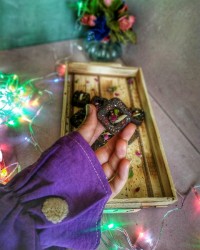 شکلات خرمایی قالبی