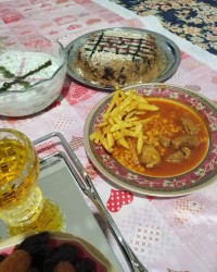 سلام دوستان گلم. طاعاتتون قبول حق