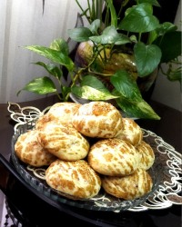 کلوچه سیب ودارچین وگردو