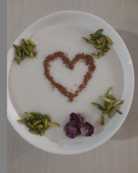 فرنی برای افطار همسر