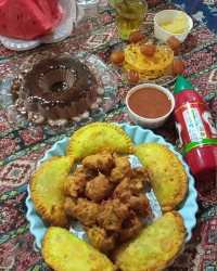 سفره افطار دوستان طاعات وعبادتون قبول