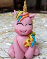 تاپر یونیکورن (پونی)