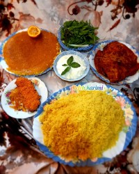 برنج و مرغ و شینسل با ته دیگ