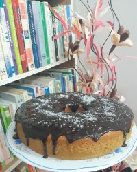 کیک ساده با گاناش