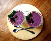 میلک شیک توت