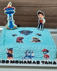 کیک تولد سفارشی وزن ۲/۶۰۰گرم