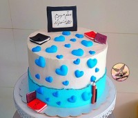 کیک زیبای روز معلم تقدیم به معلمای ناز پاپیونی