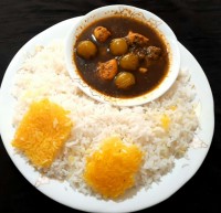 خورش گوجه سبز