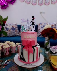 کیک دختر پاریس