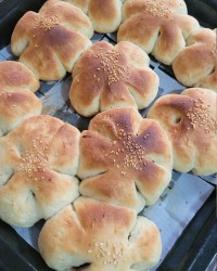 نون خرمایی های من? تازه از تنور درومدن