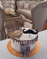 کیک تولد (مهربونا فالو کنید و استوری ها رو از دست ندید)