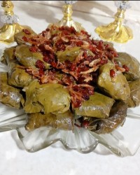 "دلمه و آش رشته"