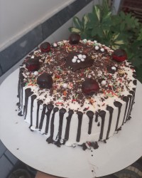 کیک خامه کشی شده من