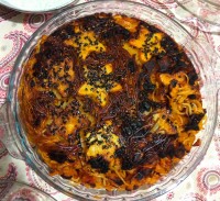 ماکارونی با ته دیگ سیب زمینی و کنجد