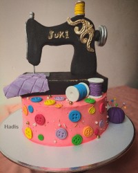 کیک چرخ خیاطی