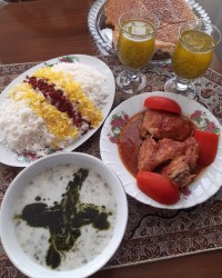 زرشگ پلو با مرغ