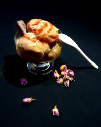 بستنی موزی شکلاتی