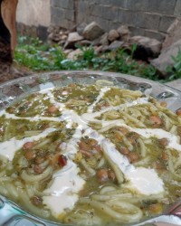 آش رشته در طبیعت .