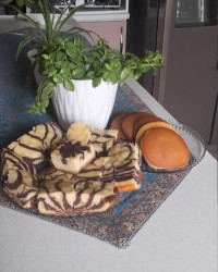 کیک زیرا باپنکیک ساده و شکلاتی