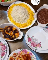 فسنجون و مرغ