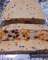 نان زرد آلو