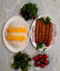 کباب کوبیده مرغ با دنبه گوسفندی