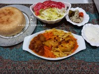خورشت مرغ و آلو