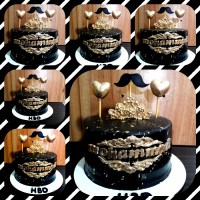 کیک مشکی جذاب