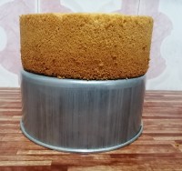 کیک اسفنجی با دستور خوب خانم سراجی عزیز?