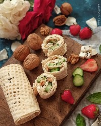 رول پنیر و گردو