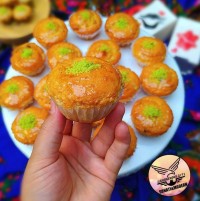 دالاس مخصوص با مغزی گردو و زرشک