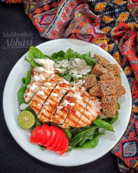 سالاد مرغ و اسفناج (بیبی اسفناج)