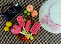 بستنی یخی شیری توت فرنگی