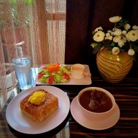 خورشت فسنجان با مرغ