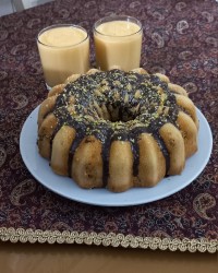 کیک کشمش وگردو